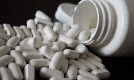 Pritzker signs bills to address opioid crisis
