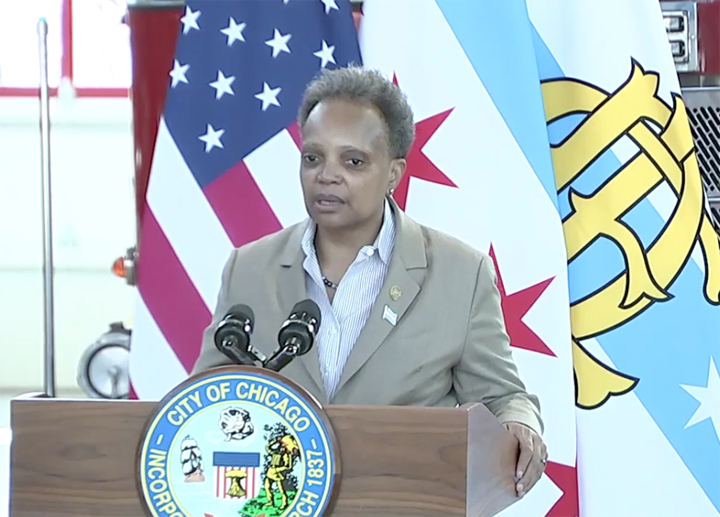 Lightfoot says Chicago will pause further reopening plans as Pritzker expresses concern over city’s vaccine plan