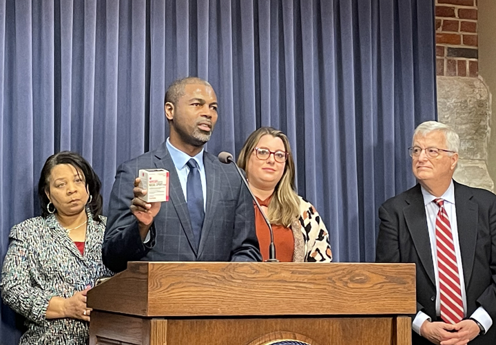 Lawmakers, advocates urge action on fentanyl crisis