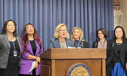 Lawmakers raise awareness about cervical health