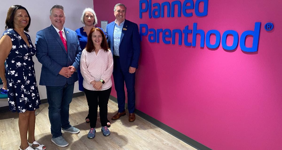 Planned Parenthood reopens Peoria clinic